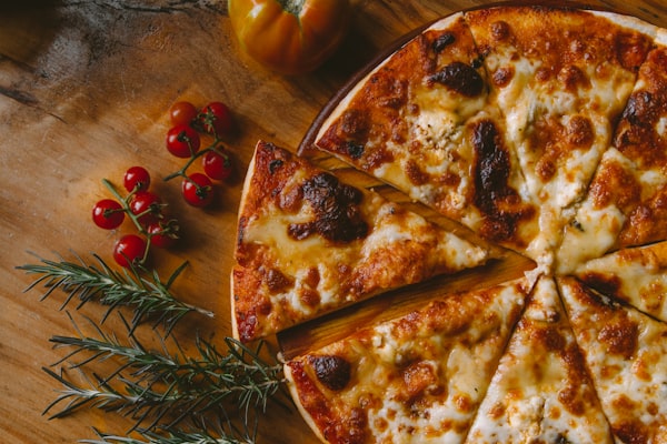 Daisy's Pizza 921E